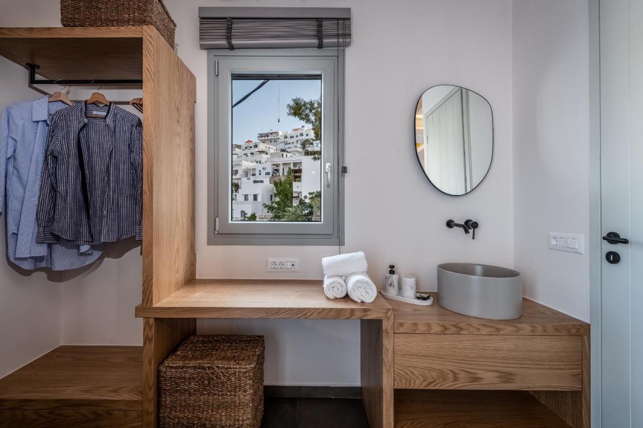 Vivere Luxury Suites Pera Gyalos Bagian luar foto